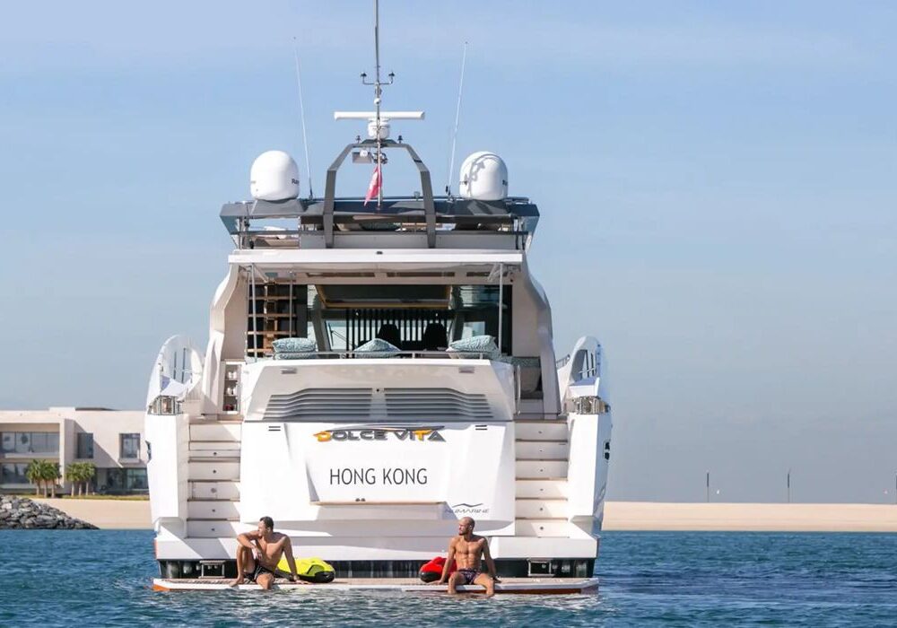 Queen Dolce Vita – stern view Dolce Vita yacht stern and swim platform