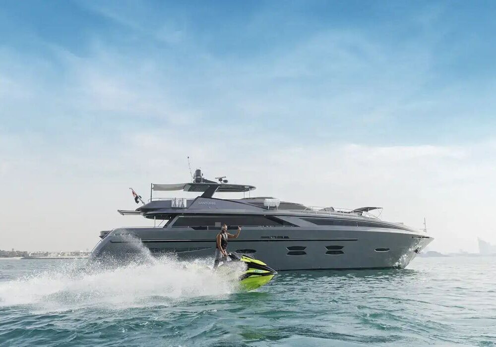 Queen Santorini – running shot Santorini yacht running at speed