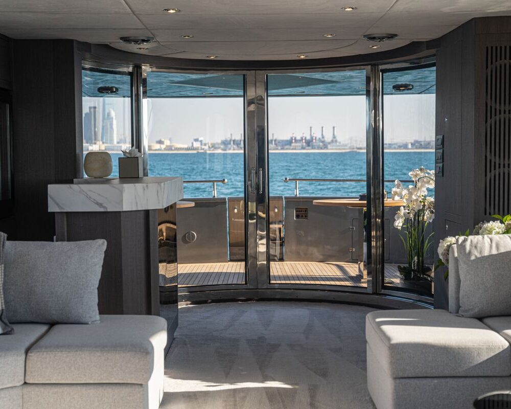 Spectre salon panoramic windows