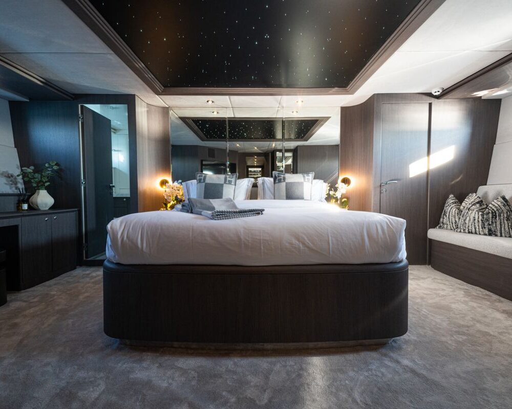 Spectre master cabin
