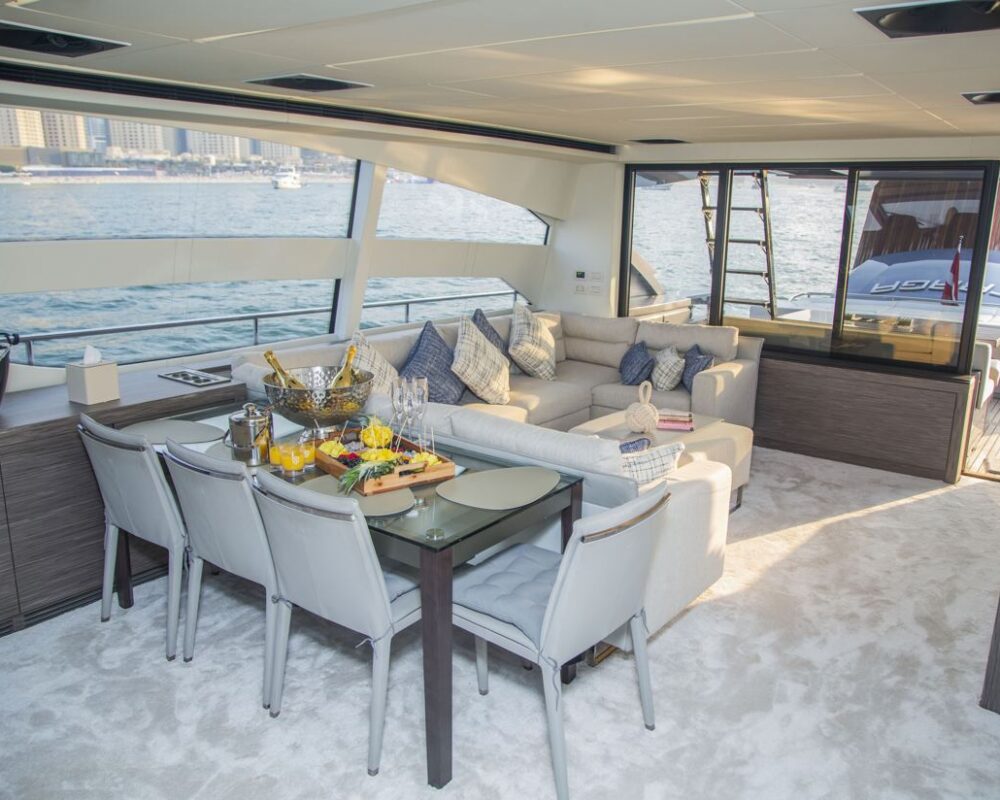 Queen Straga – dining area Straga interior dining area